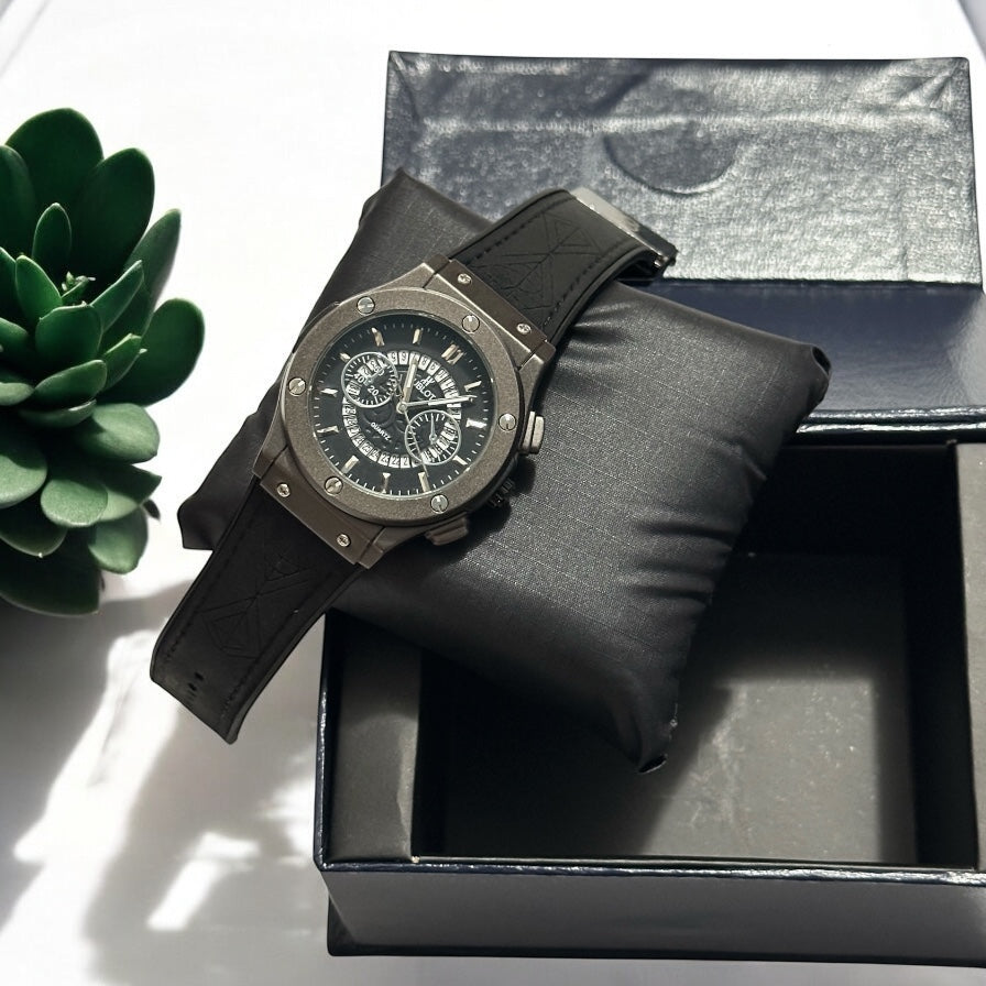 Premium Waterproof Luxury Chronograph Watch – Elegant & Durable Design